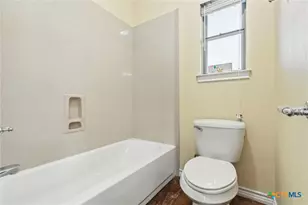 180 Honeysuckle Dr, Killeen, TX 76549 - Photo 27