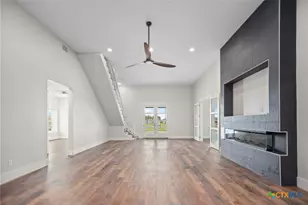 2062 W Harrison Ave, Port O'Connor, TX 77982 - Photo 5