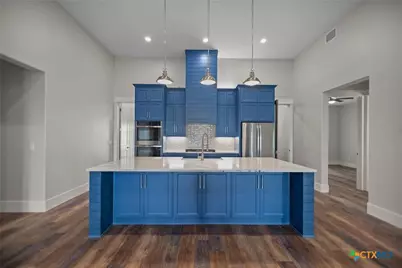 2062 W Harrison Avenue, Port O'Connor, TX 77982 - Photo 11