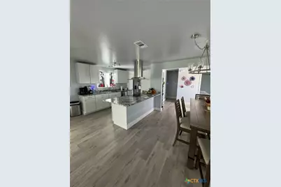 203 S Roy Reynolds Drive, Harker Heights, TX 76548 - Photo 5