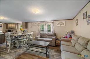 111 Charles St, Cuero, TX 77954 - Photo 11