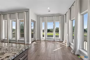 633 Vale Ct, New Braunfels, TX 78132 - Photo 13