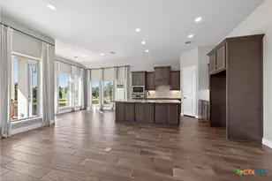 633 Vale Ct, New Braunfels, TX 78132 - Photo 9