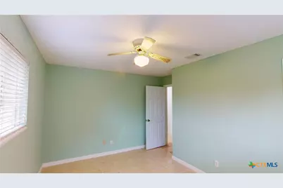 101 Canterbury Lane, Victoria, TX 77904 - Photo 25