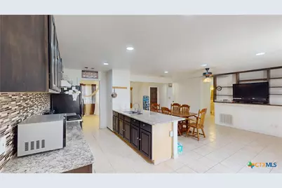 101 Canterbury Lane, Victoria, TX 77904 - Photo 7