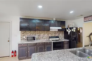 101 Canterbury Ln, Victoria, TX 77904 - Photo 5