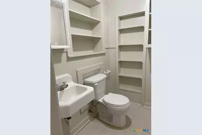 1521 N Hamilton Street, Gonzales, TX 78629 - Photo 11