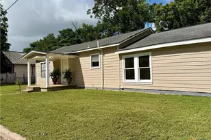 1521 N Hamilton St, Gonzales, TX 78629 - Photo 21