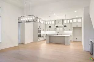 5668 Dry Comal Dr, New Braunfels, TX 78132 - Photo 11