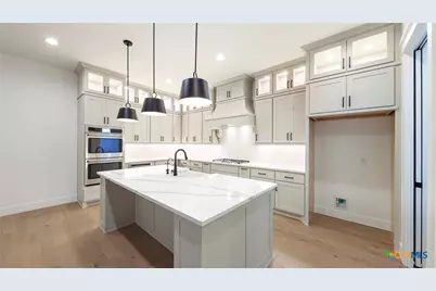 5668 Dry Comal Dr., New Braunfels, TX 78132 - Photo 9