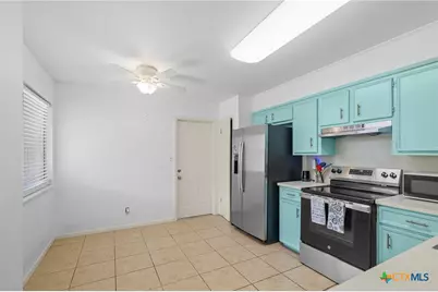 306 Waterford Drive, Victoria, TX 77901 - Photo 11