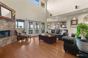 330 Ferryboat Ln, New Braunfels, TX 78130 - Photo 3