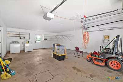 83 Lakeoak, Victoria, TX 77905 - Photo 11