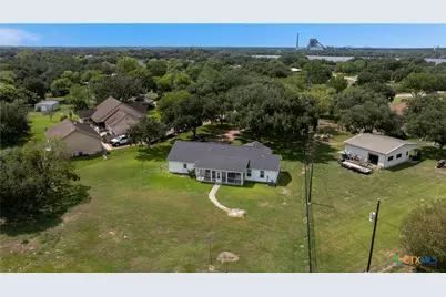 83 Lakeoak, Victoria, TX 77905 - Photo 5