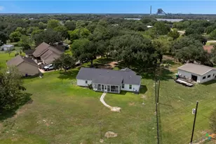 83 Lakeoak, Victoria, TX 77905 - Photo 5