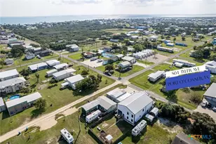 804 W Tyler Ave, Port O'Connor, TX 77982 - Photo 5