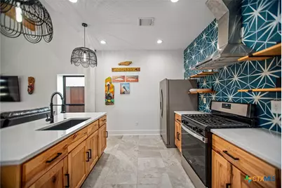 804 W Tyler Avenue, Port O'Connor, TX 77982 - Photo 11