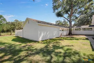 2018 Co Rd 125, Edna, TX 77957 - Photo 9