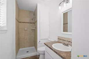 208 Eleanor St, Victoria, TX 77904 - Photo 29