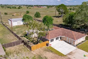 208 Eleanor St, Victoria, TX 77904 - Photo 33