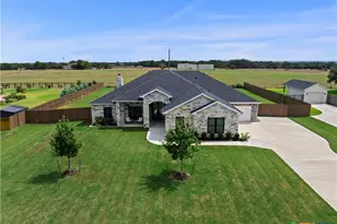 8538 Spring Creek Loop, Salado, TX 76571 - Photo 37