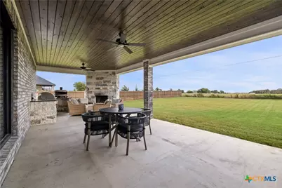 8538 Spring Creek Loop, Salado, TX 76571 - Photo 31