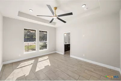 23102 Shady Forest Dr, Elmendorf, TX 78112 - Photo 15