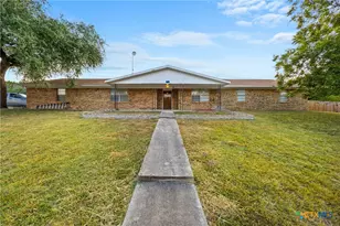 243 County Rd 4314, Lampasas, TX 76550 - Photo 1
