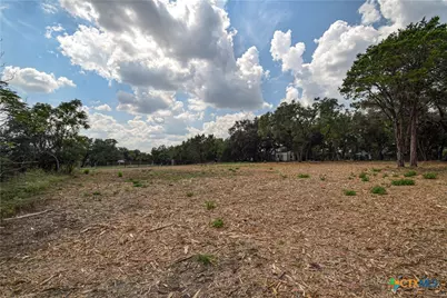 332 Arrowhead Point Road, Belton, TX 76513 - Photo 11