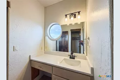 2000 Village Oak, Canyon Lake, TX 78133 - Photo 37