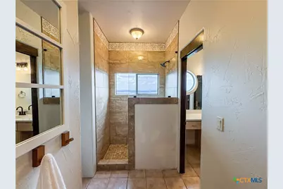 2000 Village Oak, Canyon Lake, TX 78133 - Photo 35