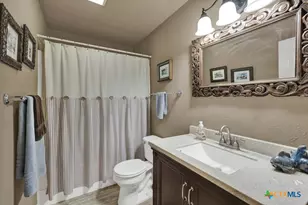 2113 Sungate Dr, New Braunfels, TX 78130 - Photo 15