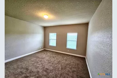 729 Community Drive, New Braunfels, TX 78132 - Photo 9