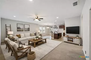 1573 Las Fontanasa, New Braunfels, TX 78132 - Photo 15