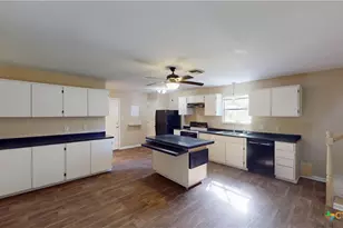 105 Tropical Dr, Victoria, TX 77904 - Photo 33