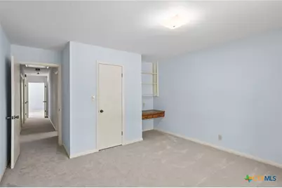 203 Whispering Creek Street, Victoria, TX 77904 - Photo 23