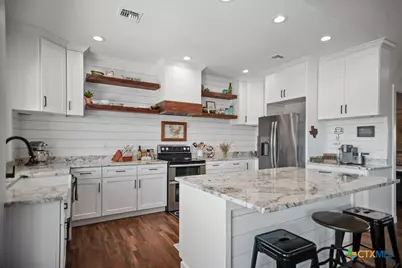 55 State Highway 316, Port Lavaca, TX 77979 - Photo 11