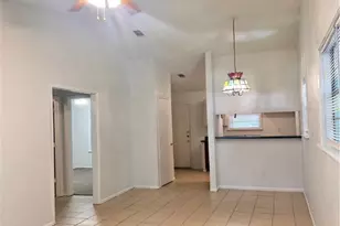 614 Mill St, San Marcos, TX 78666 - Photo 11