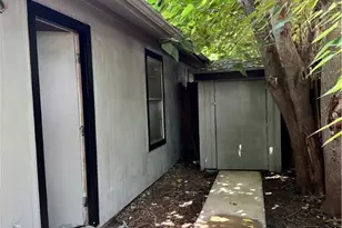 614 Mill St, San Marcos, TX 78666 - Photo 15