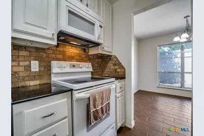 2009 Town Court, Garland, TX 75041 - Photo 7