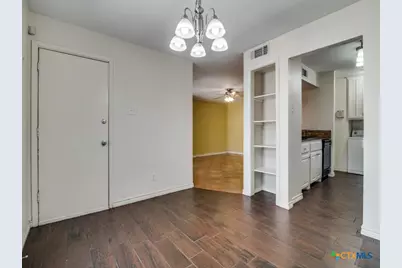 2009 Town Court, Garland, TX 75041 - Photo 5