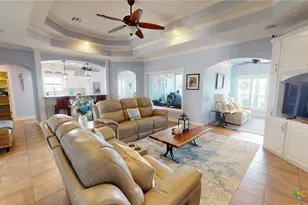 68 N Blue Heron Dr, Port Lavaca, TX 77979 - Photo 5