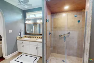 68 N Blue Heron Dr, Port Lavaca, TX 77979 - Photo 19