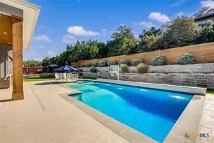 233 Lakefront Dr, Lago Vista, TX 78645 - Photo 17