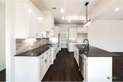 190 Cedar Bluff Loop, Gatesville, TX 76528 - Photo 11