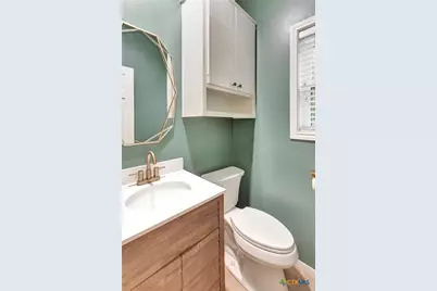 107 Masters Court, Victoria, TX 77904 - Photo 9