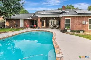 107 Masters Ct, Victoria, TX 77904 - Photo 47