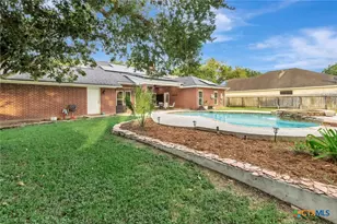 107 Masters Ct, Victoria, TX 77904 - Photo 43