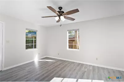 606 W Gayle Street, Edna, TX 77957 - Photo 15