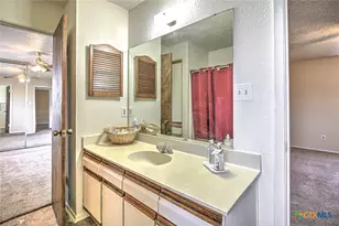 1304 Royal Crest Dr, Killeen, TX 76549 - Photo 25